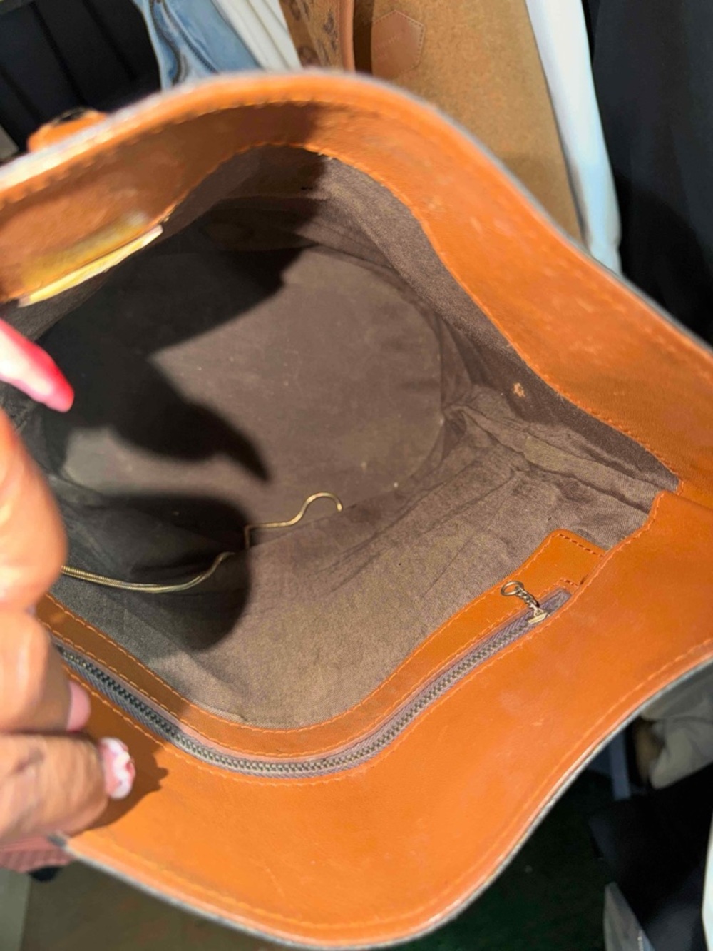 Louis Vuitton Brown Monogram Canvas Bucket Bag with Tan Trim - Picture 8 of 9